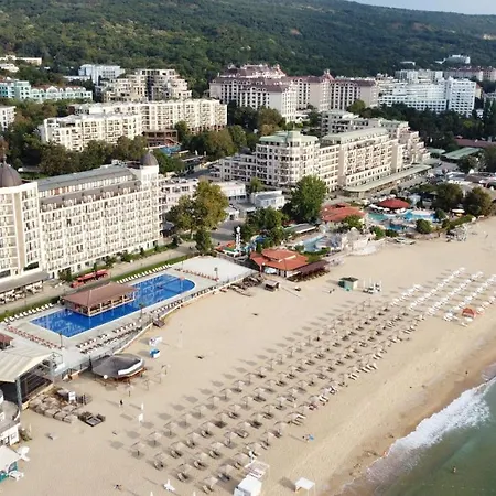 Europroperties Golden Line Appartement