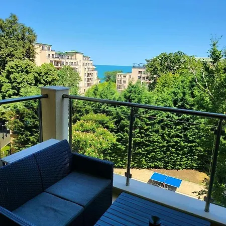 Europroperties Golden Line * Goudstrand