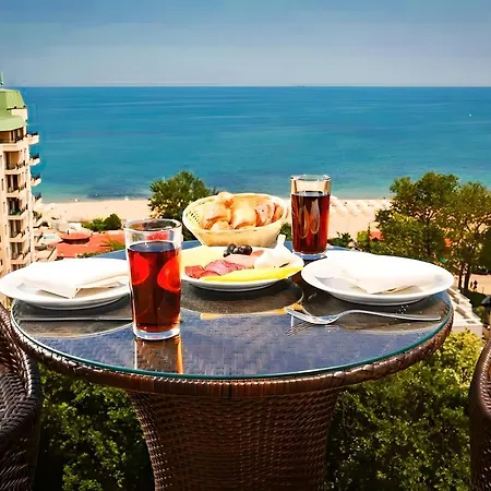 Europroperties Golden Line Appartement *