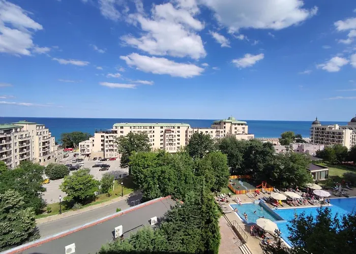 Europroperties Golden Line Apartman *