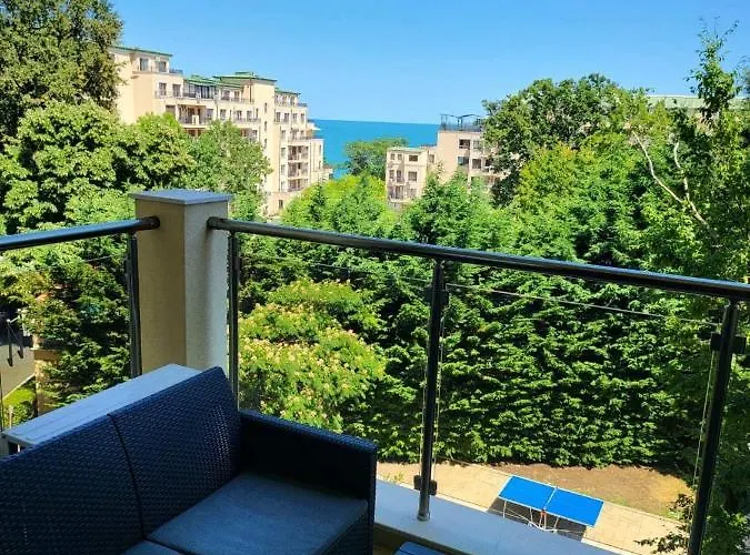 Europroperties Golden Line * Nisipurile de Aur