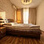 Europroperties Golden Line Apartment *
