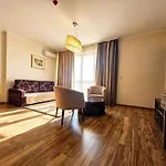 Europroperties Golden Line Apartment