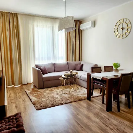Europroperties Golden Line Apartamento *