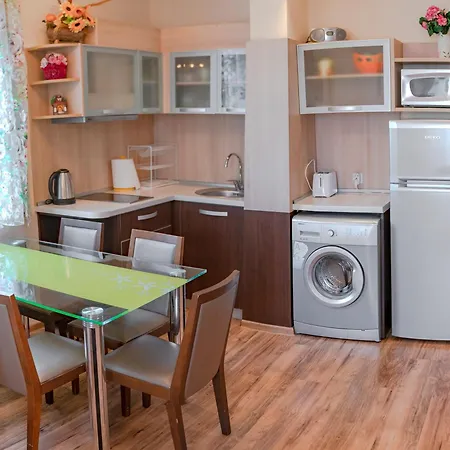 Апартаменты Europroperties Golden Line Золотые Пески