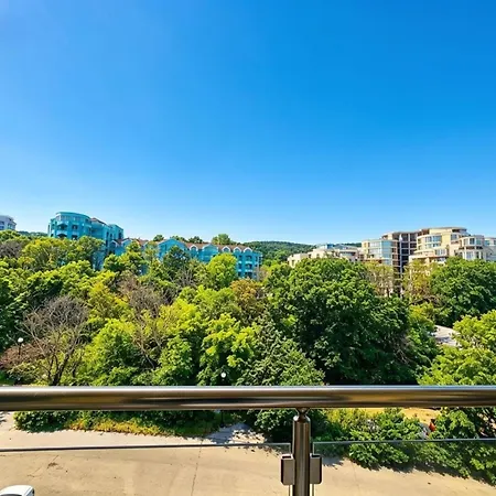 Europroperties Golden Line Apartament *