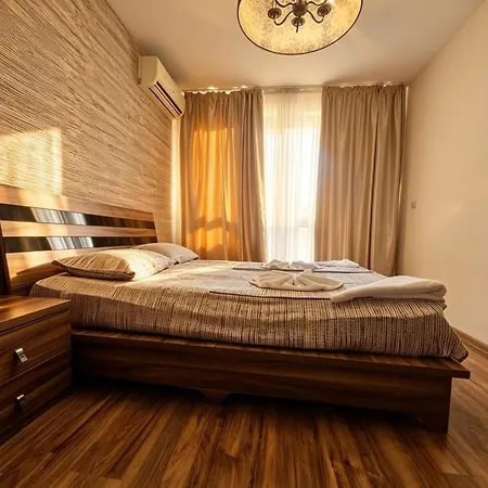 Europroperties Golden Line 아파트 *