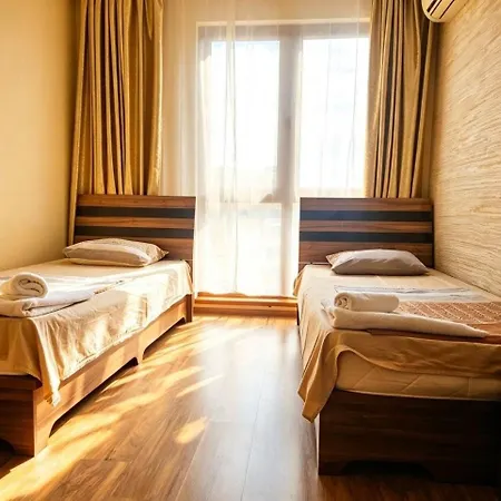 Europroperties Golden Line Apartamento