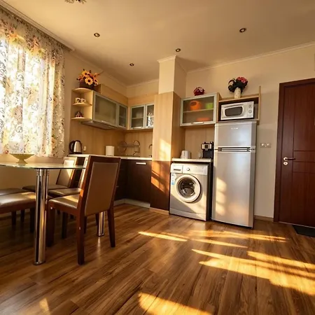 아파트 Europroperties Golden Line