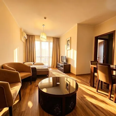 Europroperties Golden Line Апартаменти *