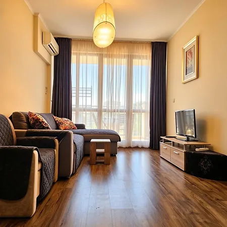 Europroperties Golden Line 아파트 *