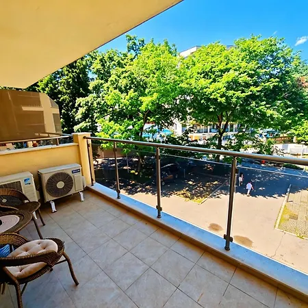 Europroperties Golden Line 아파트 *