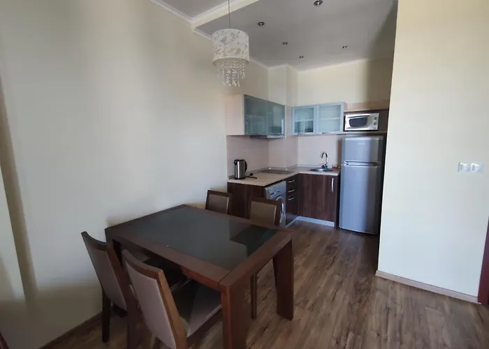 Europroperties Golden Line Apartment