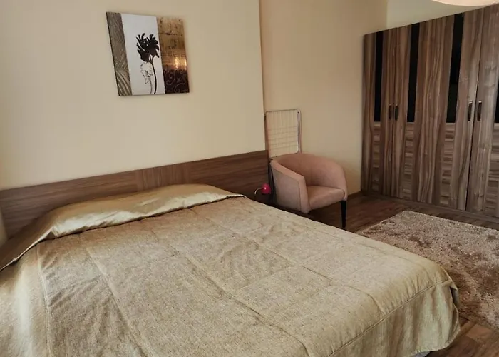 Europroperties Golden Line Apartment