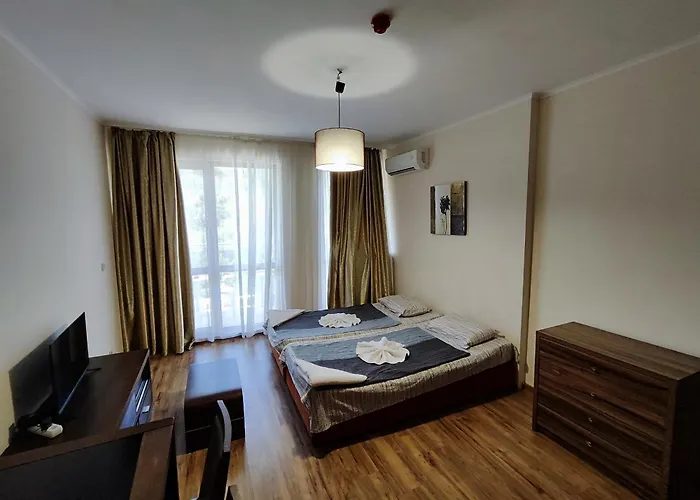 Europroperties Golden Line Apartment